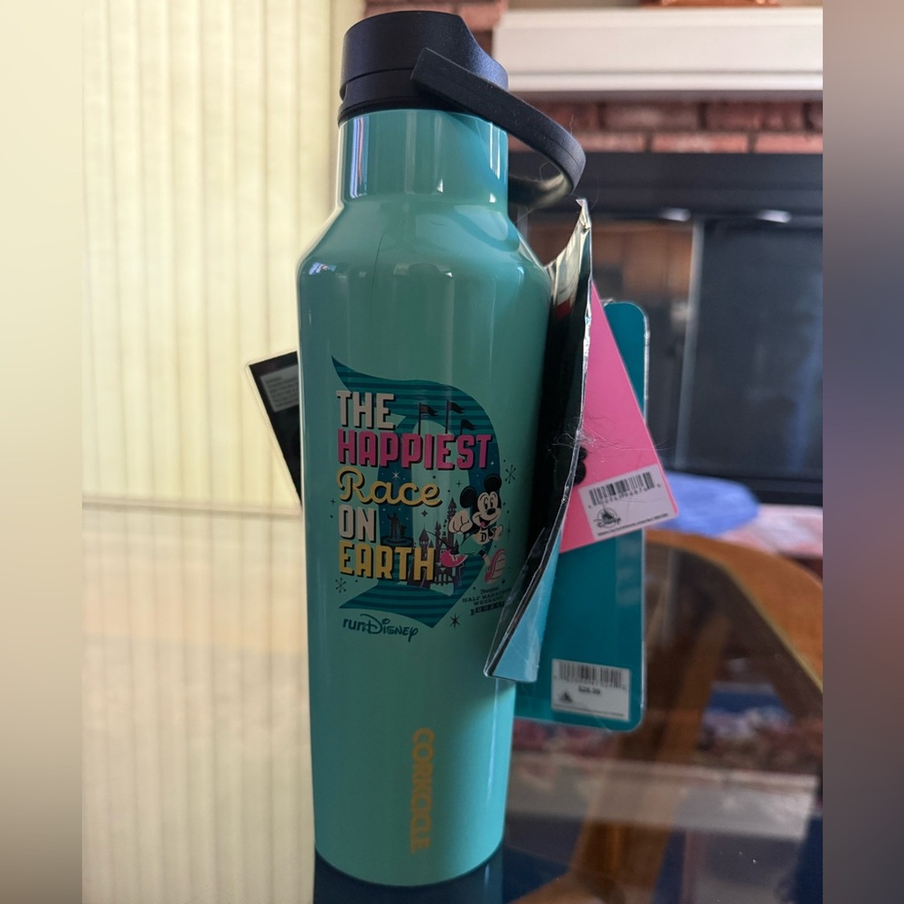RunDisney Disneyland 2024 Half Marathon Weekend Commemorative Bundle